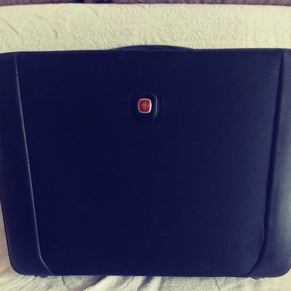 Swiss Professional Mens  Executive Black Briefcase with Combination Locks - Picture 2 of 9